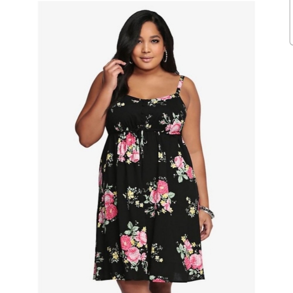 Torrid Sleeveless Black w/ Pink Floral Knee-length Empire Waist Dress Size 2(X)
